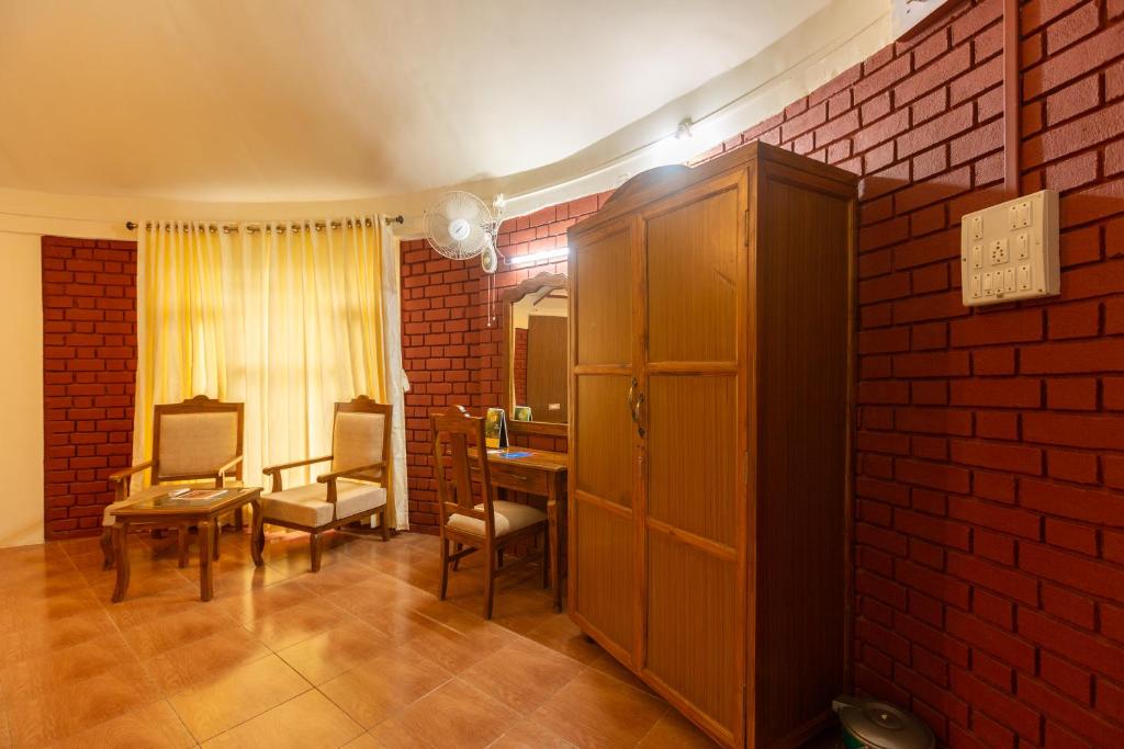 KSTDC Hotel Mayura Krishna Almatti photo