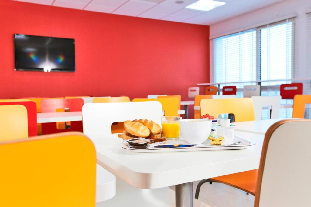 3. 프리미어 클라스..