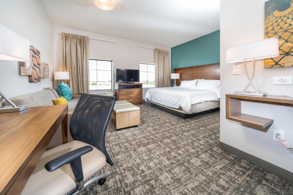 Staybridge Suites Florence photo