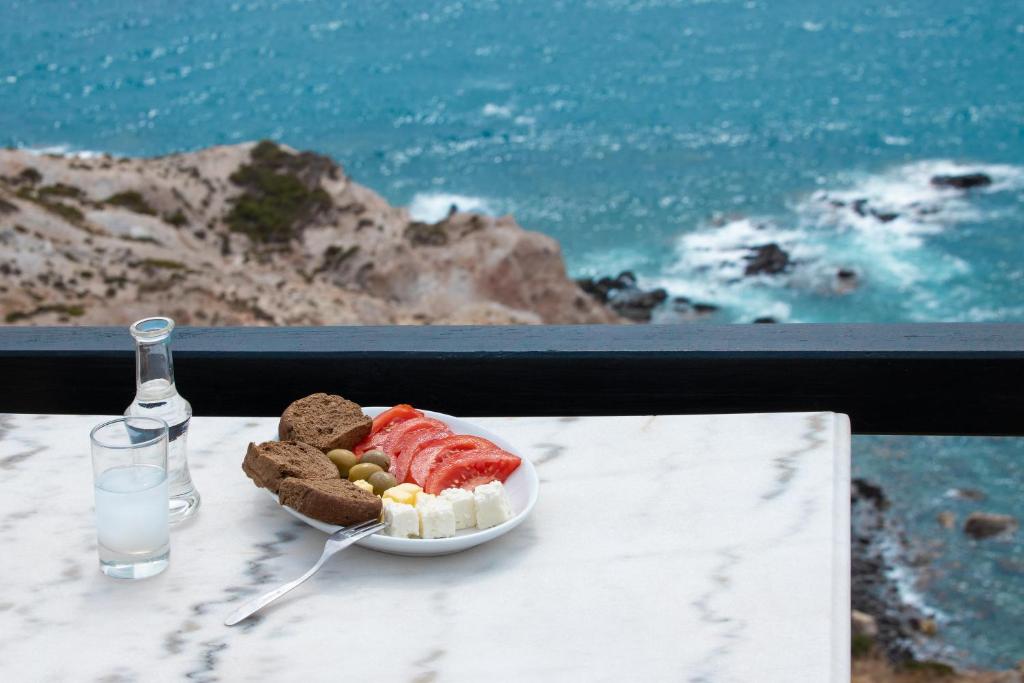 Psaravolada Hotel Milos photo