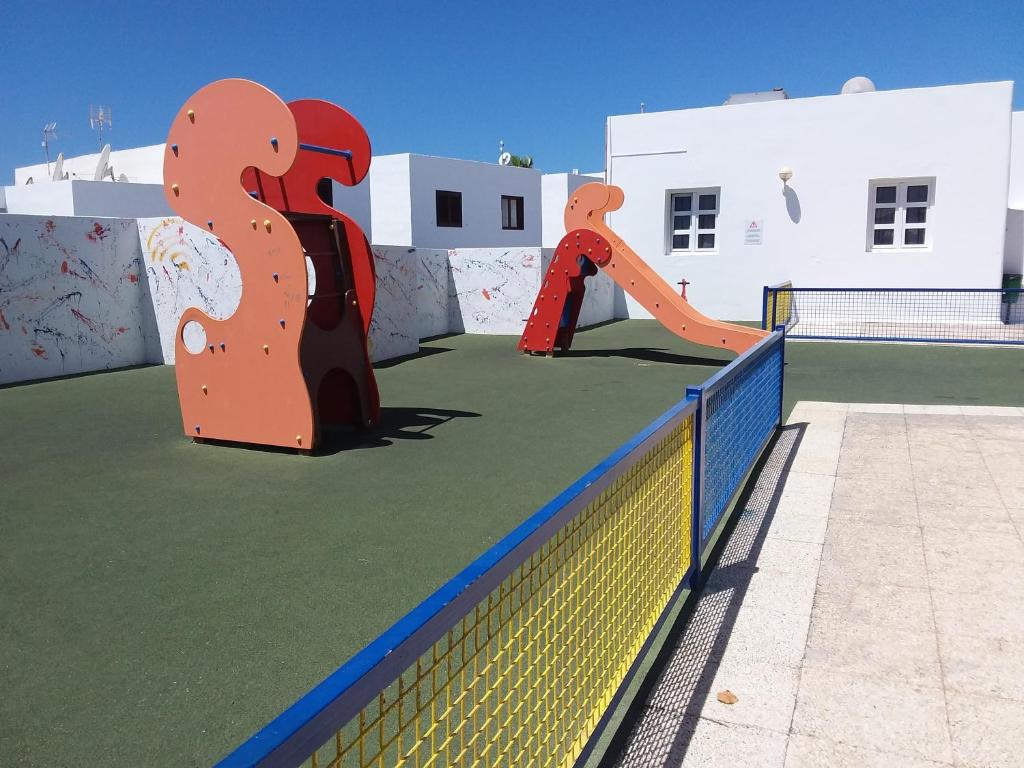 Atlantis Las Lomas — Attractions for children in Puerto del Carmen, Canary Islands