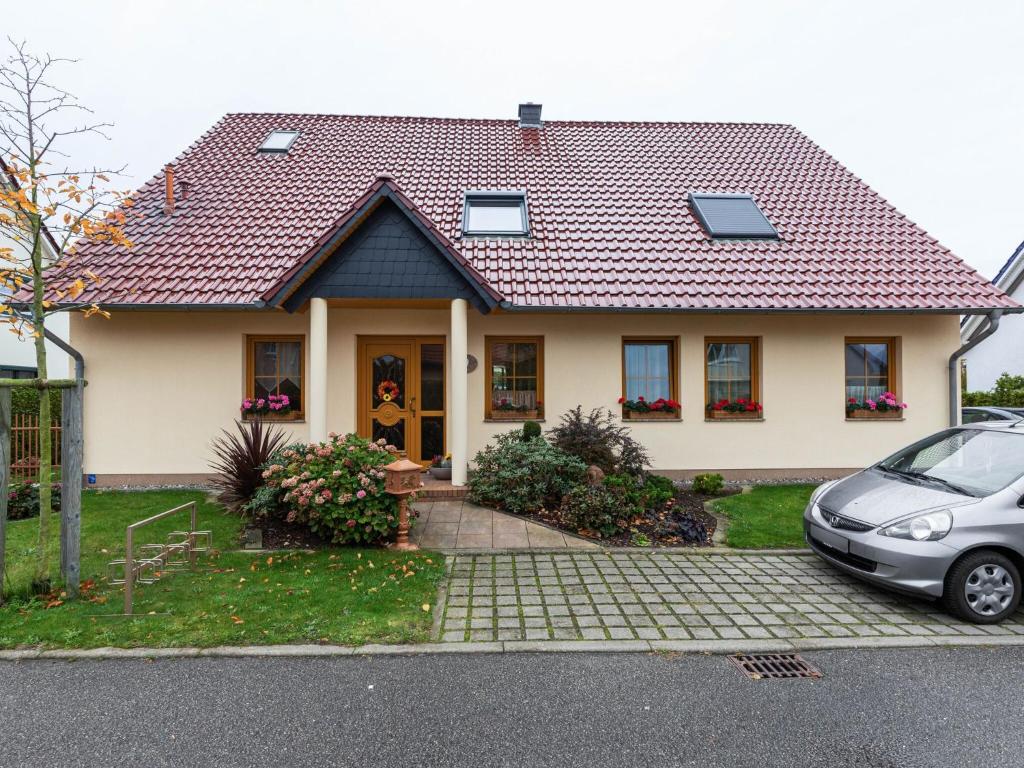 Quaint Apartment in Kuhlungsborn with Garden, Kühlungsborn