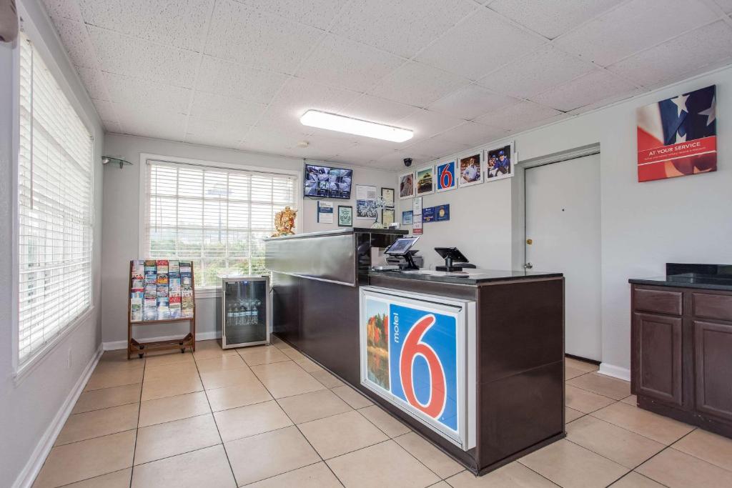 Motel 6-Walterboro, SC photo