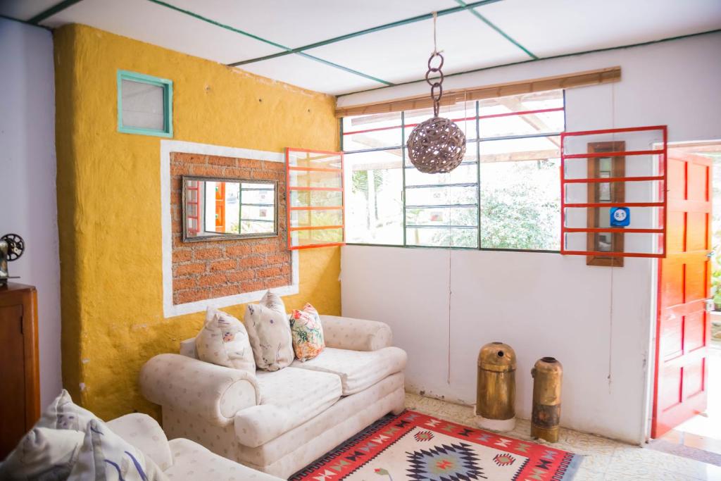 Shared lounge/TV area