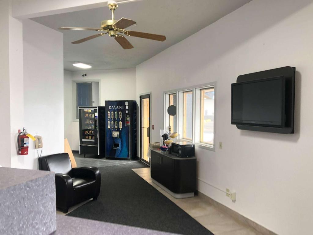 Motel 6 Missoula, Mt - Wye - Travel Plaza photo