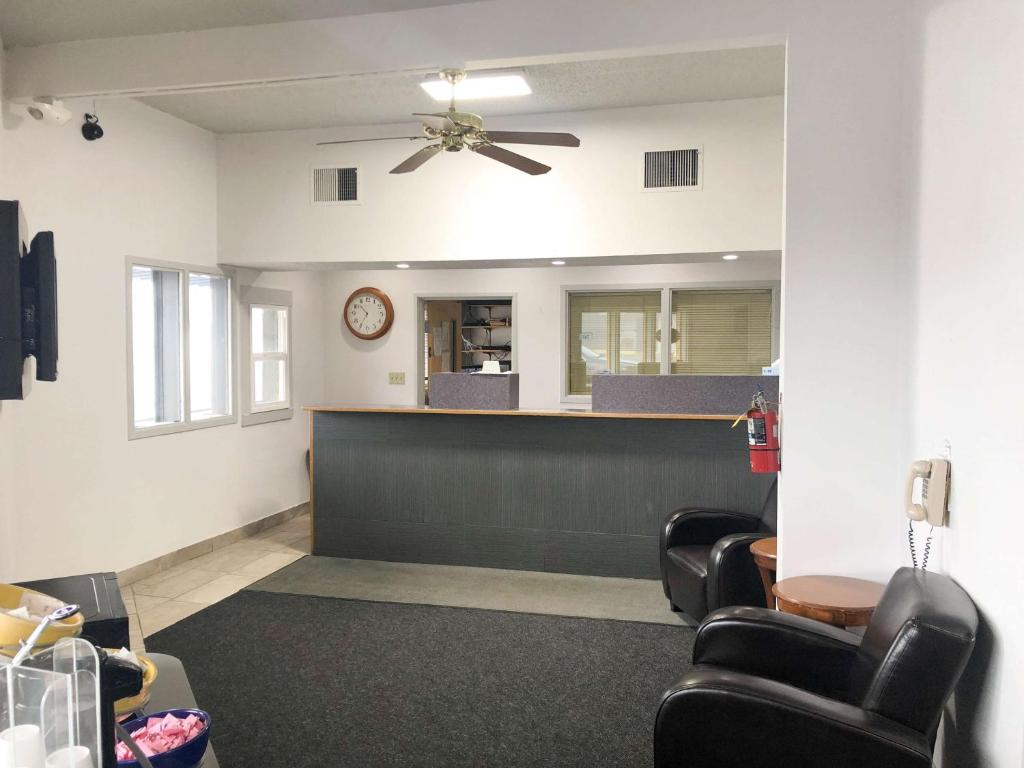 Motel 6 Missoula, Mt - Wye - Travel Plaza photo