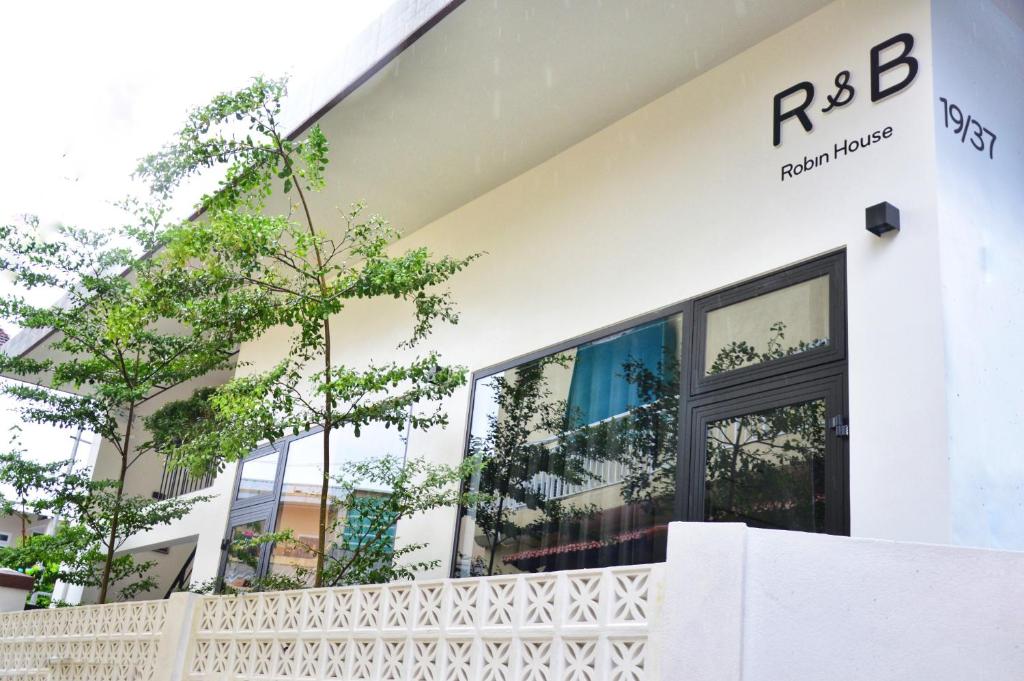 Robin House