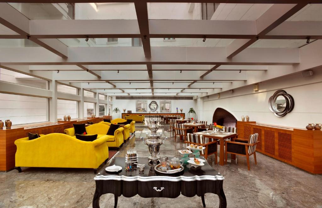Bar/lounge
