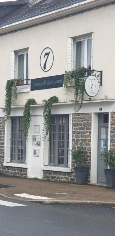 le 7 pompadour, Pompadour