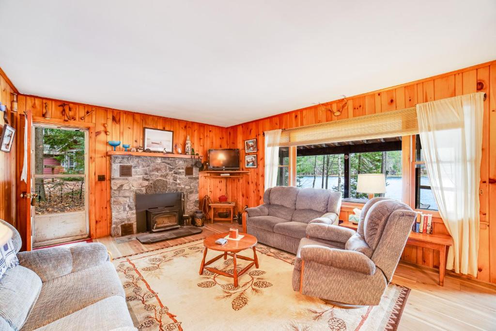 Lakeside Vibes, Chestertown