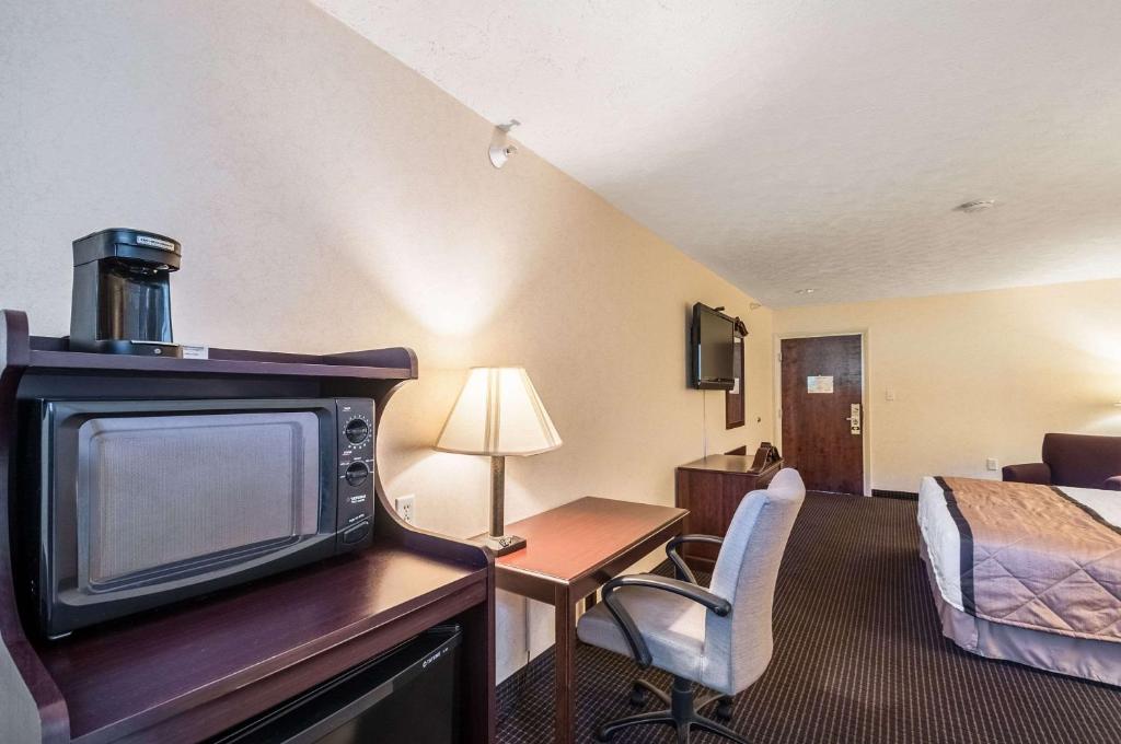 Rodeway Inn & Suites Charles Town, WV from $42 - Book Now