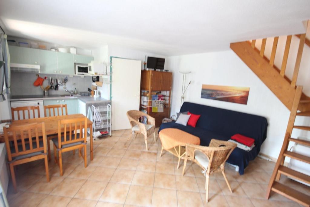 Belle villa plein sud, 4-6 couchages, en résidence avec piscine commune, Wifi fibre optique, 400m de la mer à PORTIRAGNES PLAGE LROND5 - 3