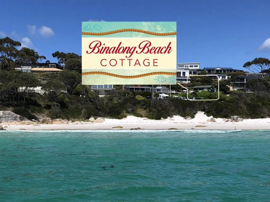 BINALONG BEACH COTTAGE Beachfront at Bay of Fires Next to Restaurant，位于比那隆湾的酒店