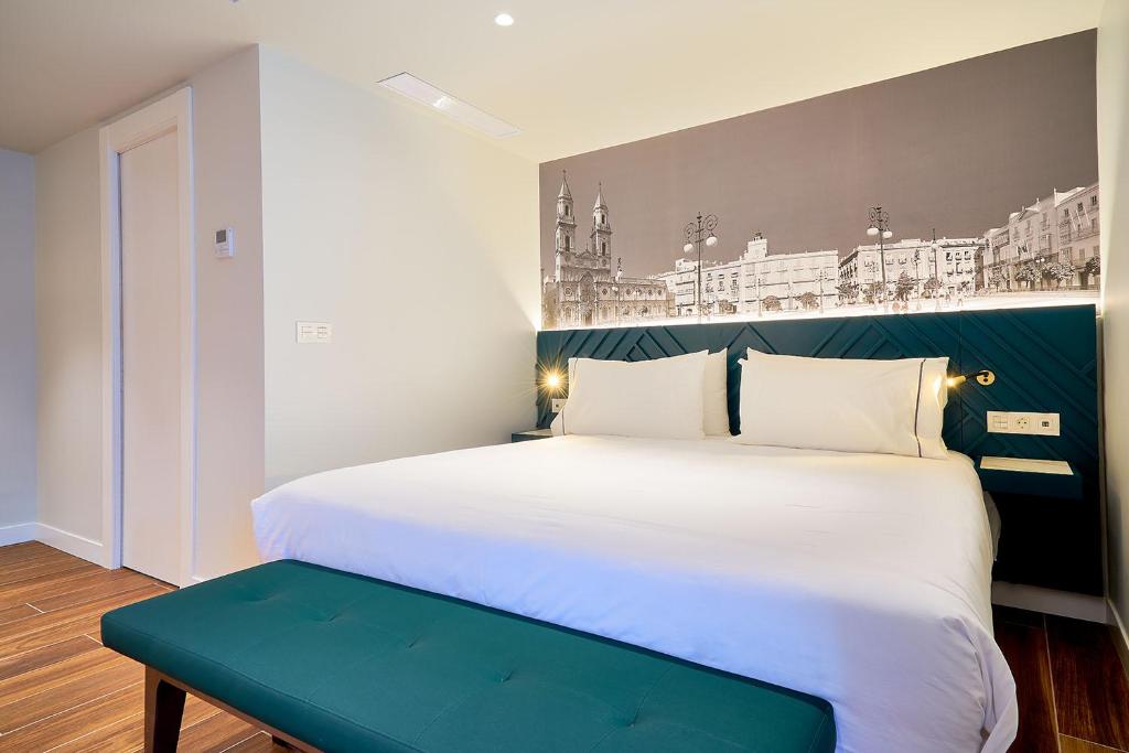 Tandem Torres de Cadiz Suites photo