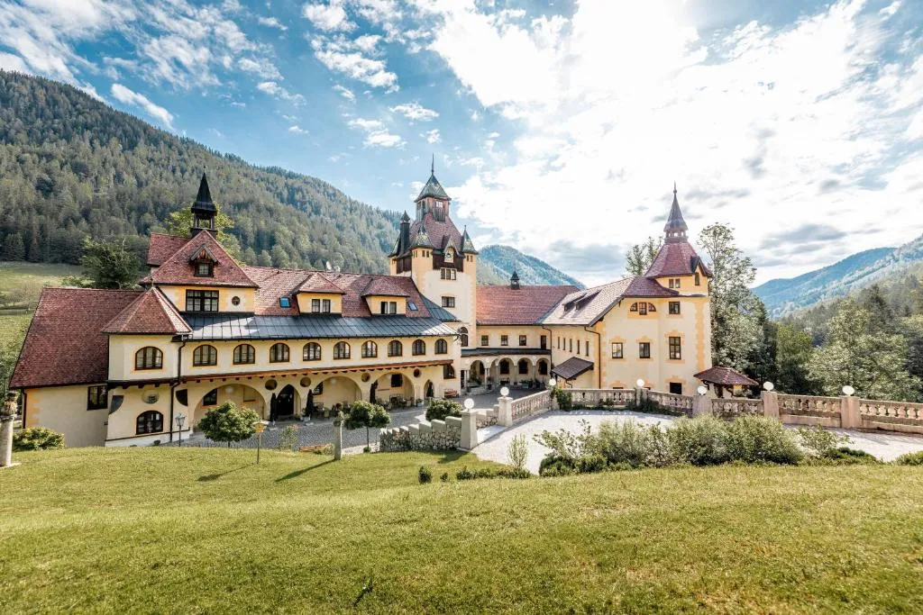 Naturhotel Schloss Kassegg, hotel in Sankt Gallen