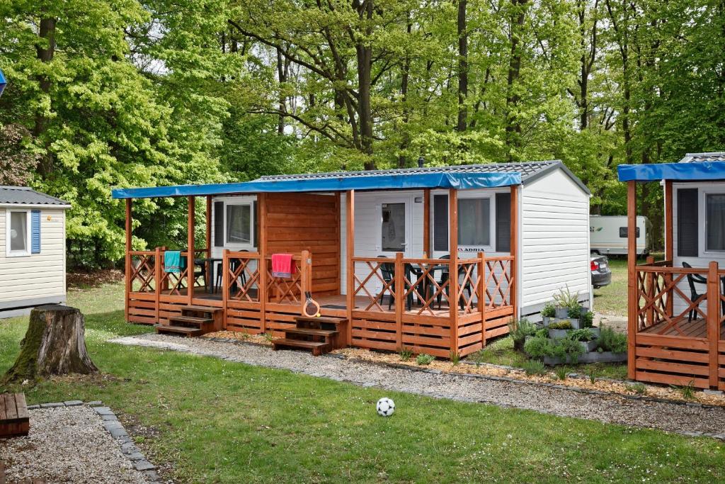 KNAUS Campingpark Essen — Hotel in Essen