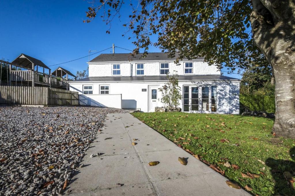 Barn Conversion - Hot Tub - Penally - Tenby, Penally