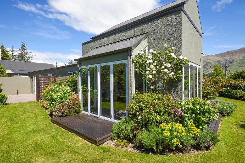 Lismore Views, Wanaka