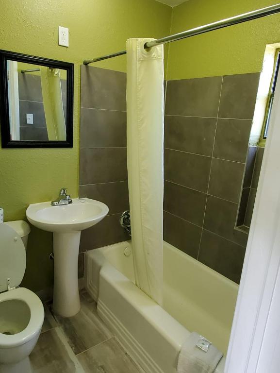 Travel Inn Daytona photo