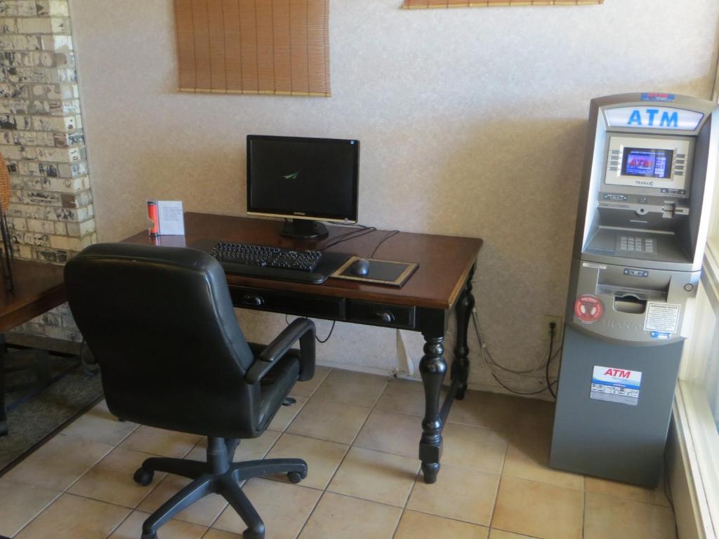 Ripon Welcome Inn and Suites photo