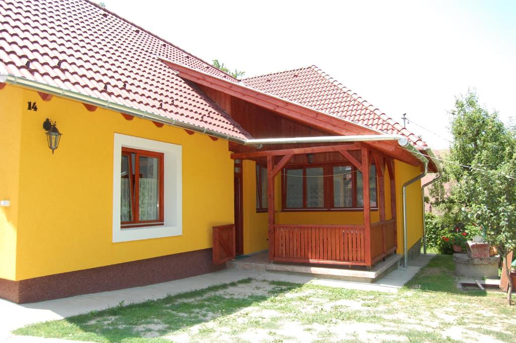 Csukavolgyi Apartman — Hotel in Visegrad