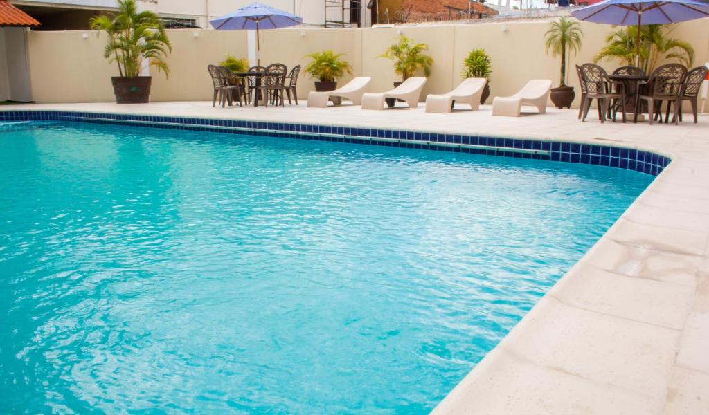 アグアス ド イグアク ホテル セントロ (Aguas Do Iguacu Hotel Centro) スイミングプール