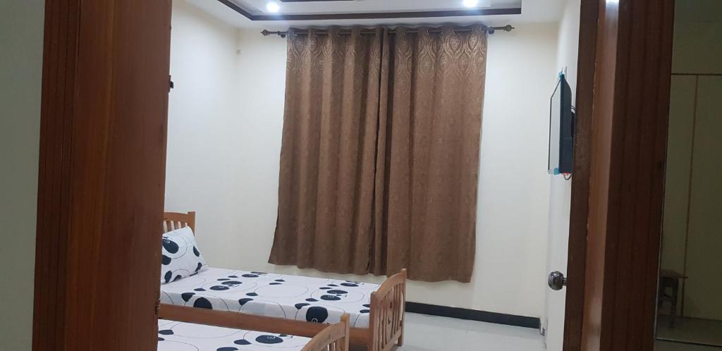 Lodge G10 photo