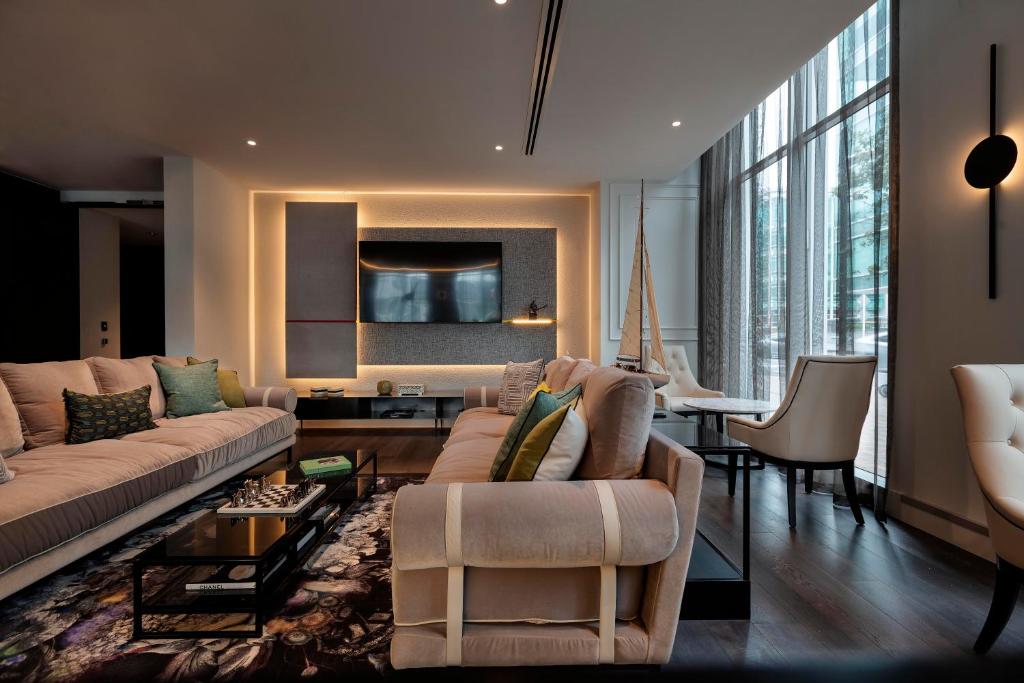 Bar/lounge