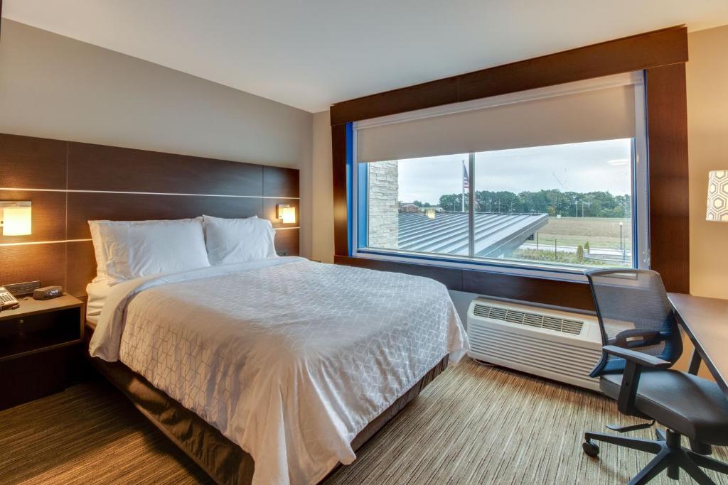 Holiday Inn Express & Suites Union City By IHG