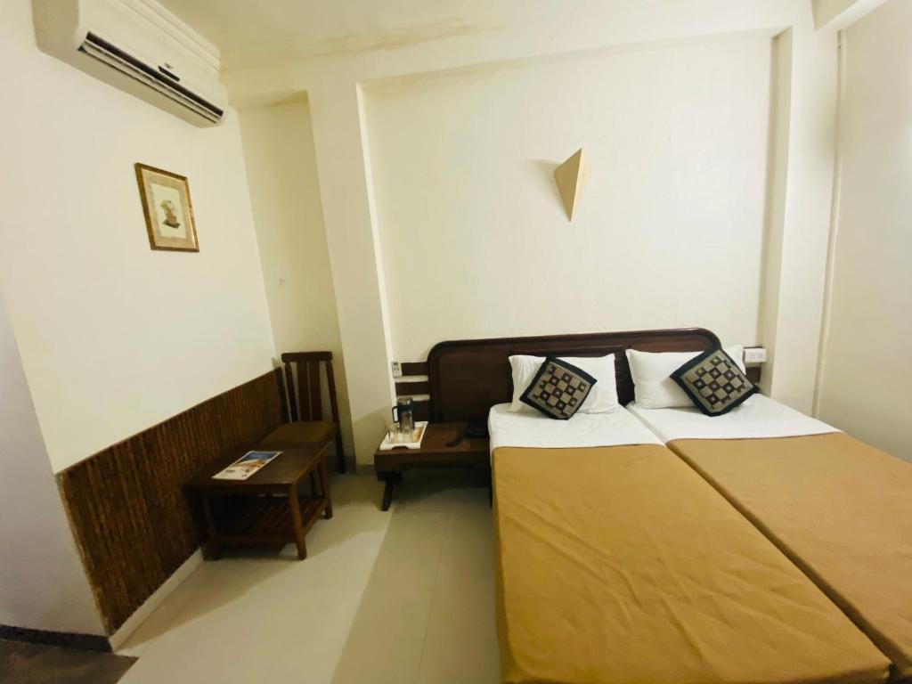 Hotel The Galaxy photo