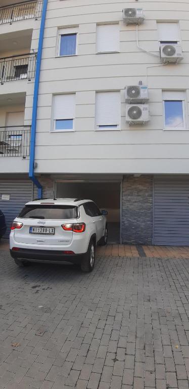 Cvetkovic LUX Аpartmani & Free GARAZA photo