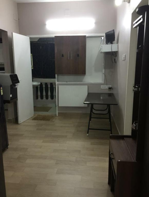 Avvairam Service Apartment - C9 photo