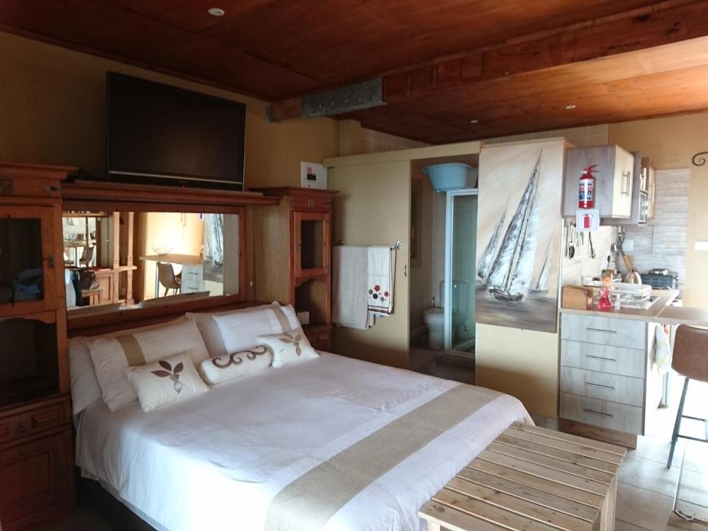 Seaview Cottage @ 3145 photo