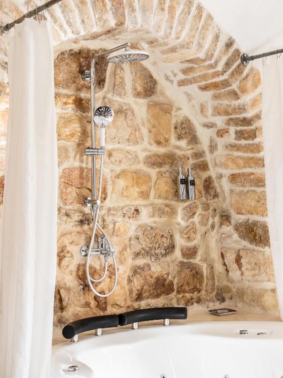 Flora Valley Boutique Hotel photo