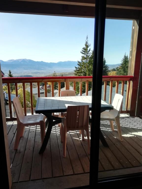 Font-Romeu près des pistes - Appartement 2 pièces très lumineux avec terrasse et vue panoramique - 3