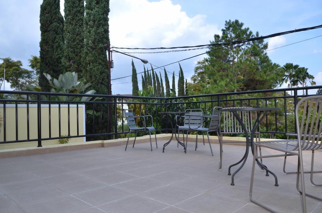 Rumah Kuning Bandung