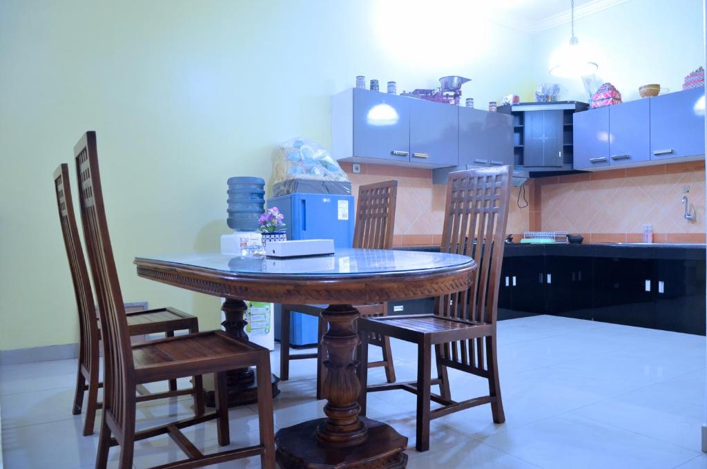 Rumah Kuning Bandung