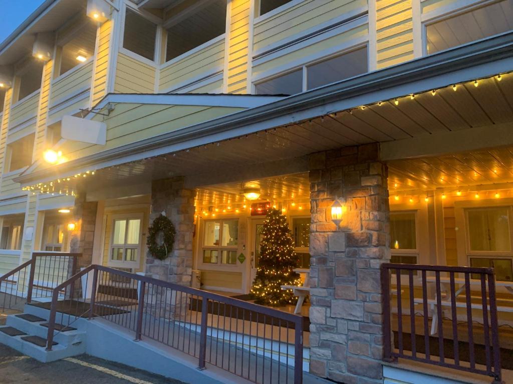 Hotel and Suites Les Laurentides Photo 47