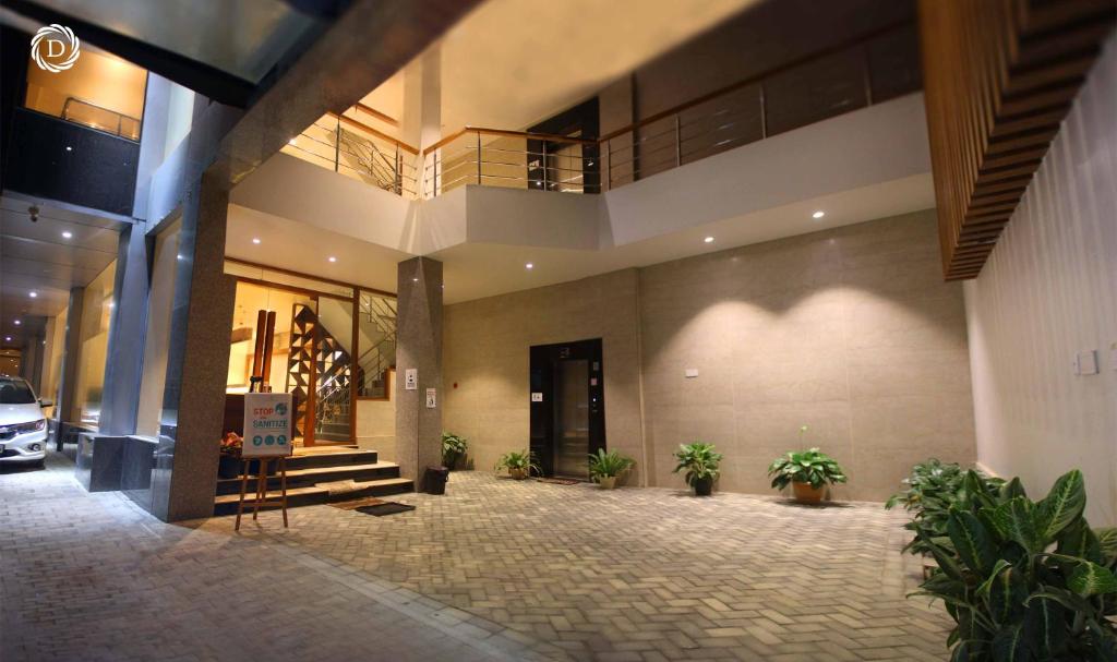 Hotel Daani Continental — Hotel in Imphal