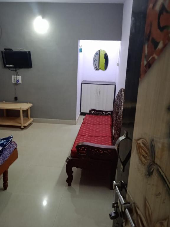 HAPPY HAMPI HOME STAY