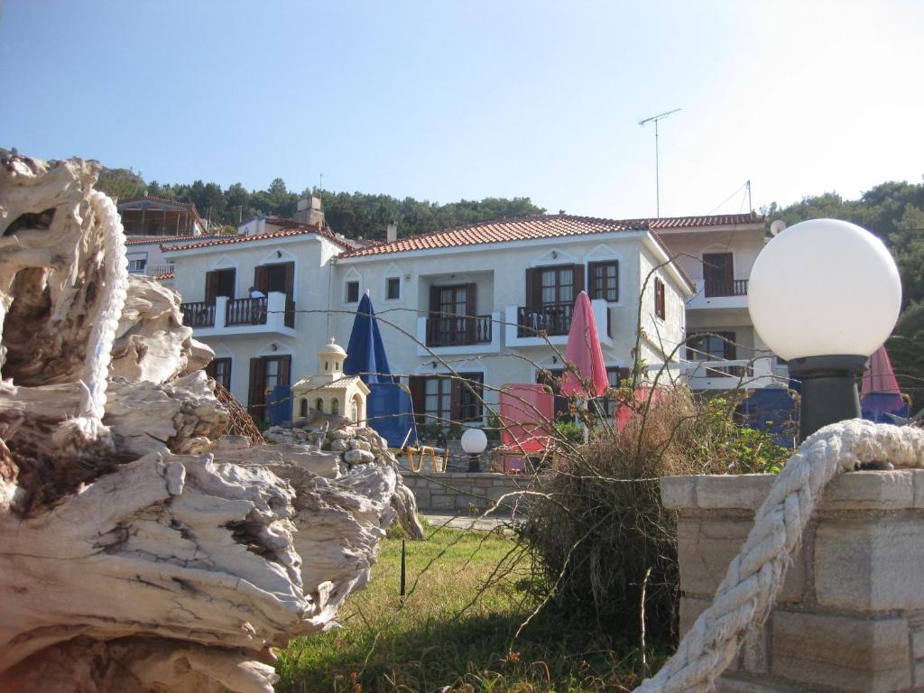 Violetta Seaside Studios&Apartments photo