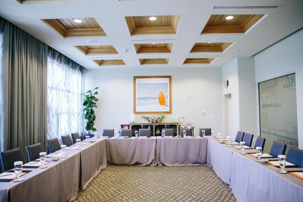 Sala de reuniões / Salões de baile