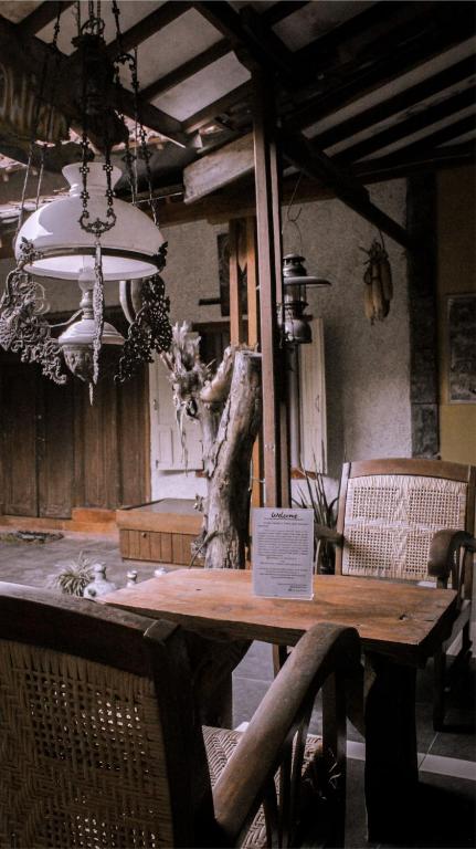 Ndalem Joglo Krawitan Syariah