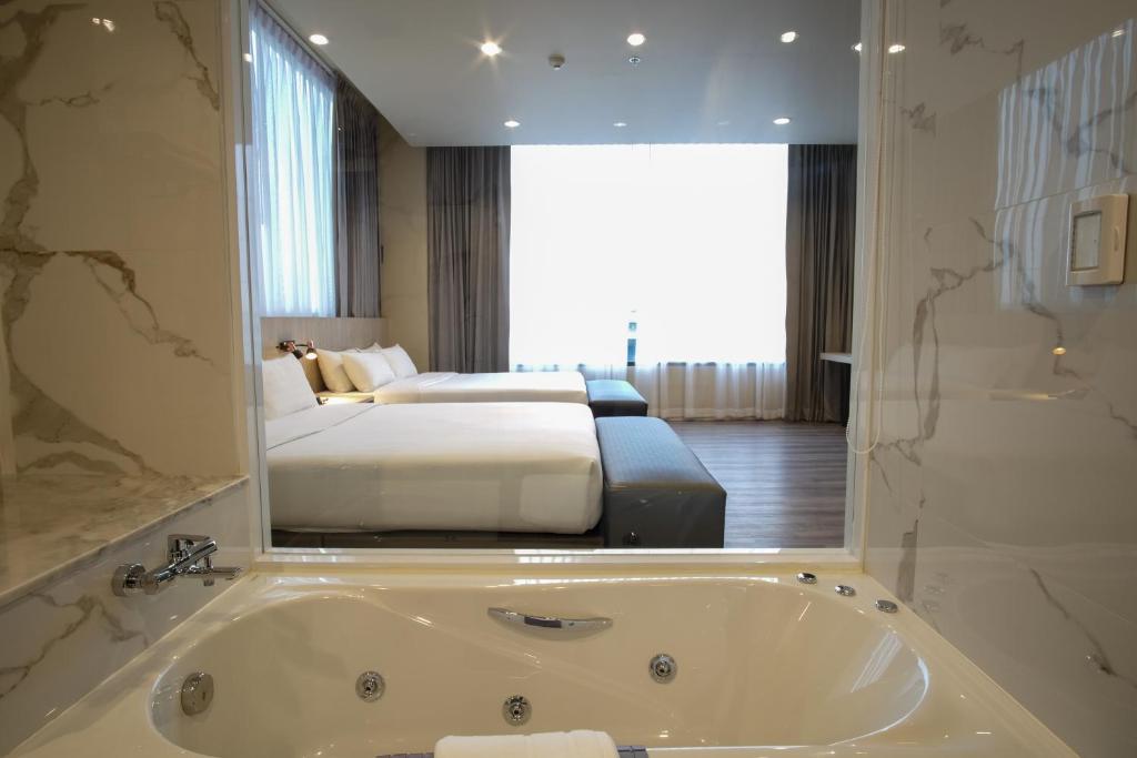 ゴールド オーキッド バンコク (Gold Orchid Bangkok)