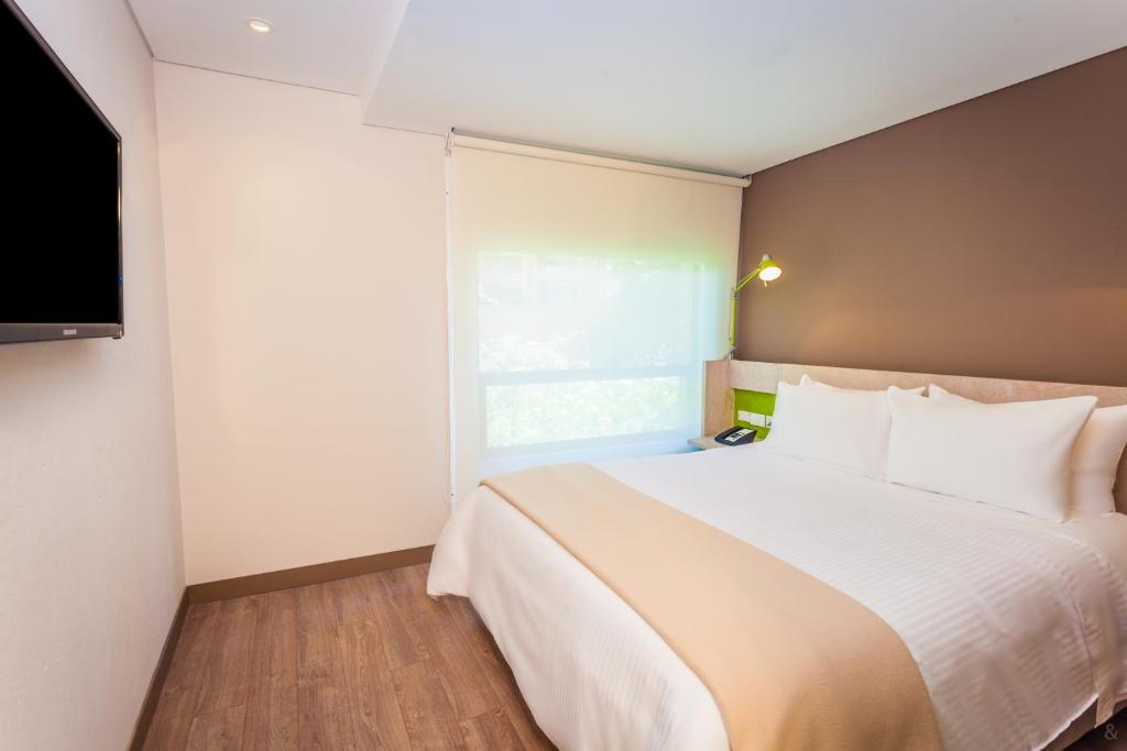 Mika Suites photo