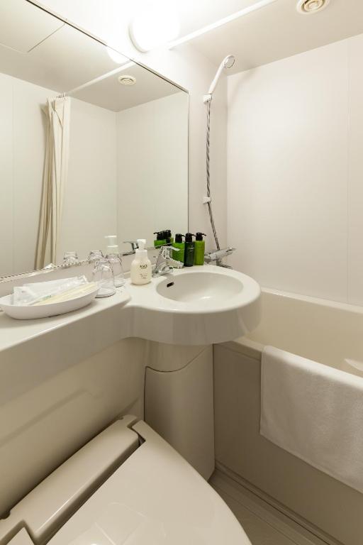 Y's Hotel Hanshinamagasaki-Ekimae photo