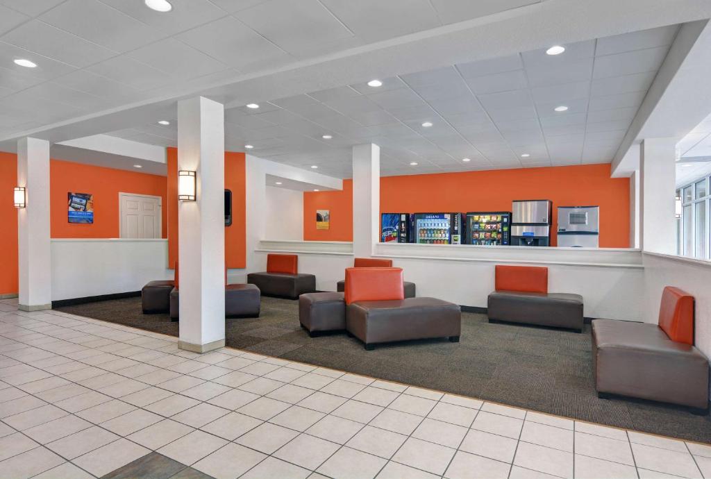 Motel 6-Cutler Bay, FL photo