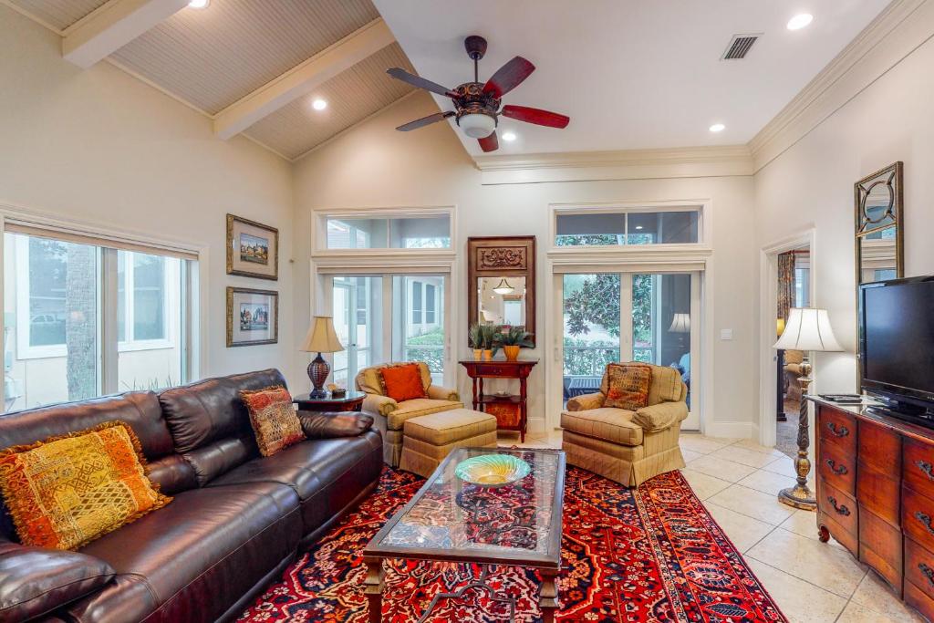 TOPS'L Captiva 33, Destin