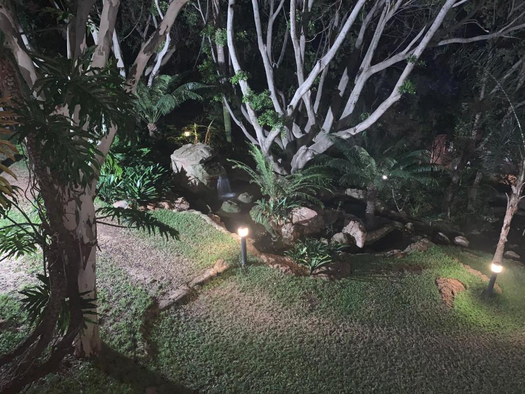 The Palace Guesthouse & Garden Restaurant photo