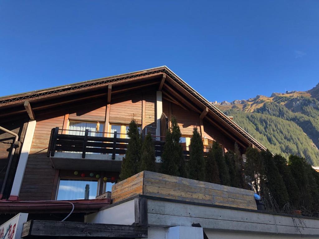 Central Wengen Wonderland: Mezzanine Studio for 4 photo